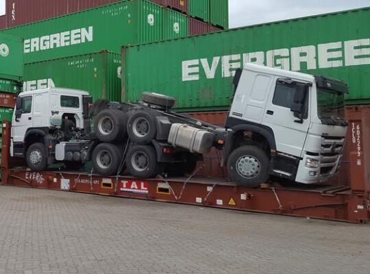 Tracteurs HOWO 6×4 – 371HP