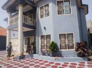 Bureau (duplex) en location a Kagbelen