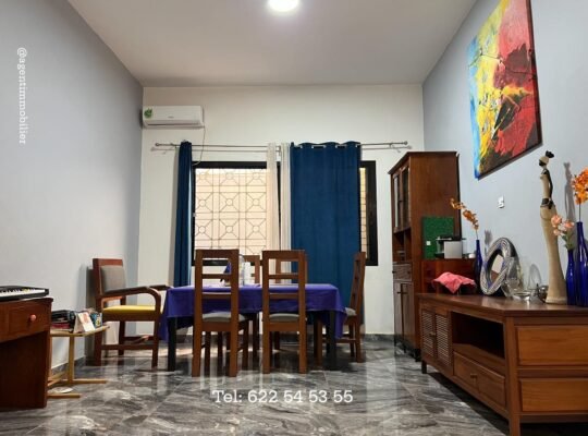 Triplex en location pour activité professionnelle.