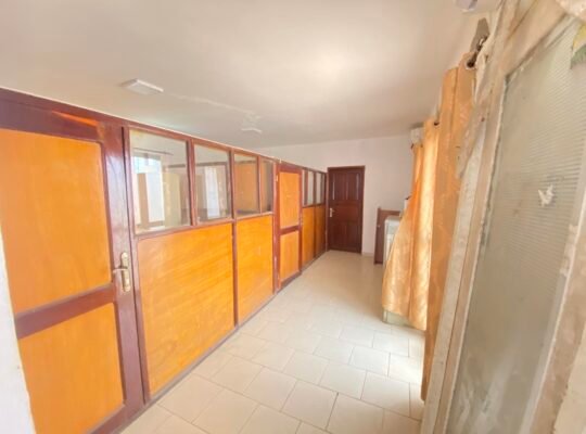 bureau a louer a kaloum